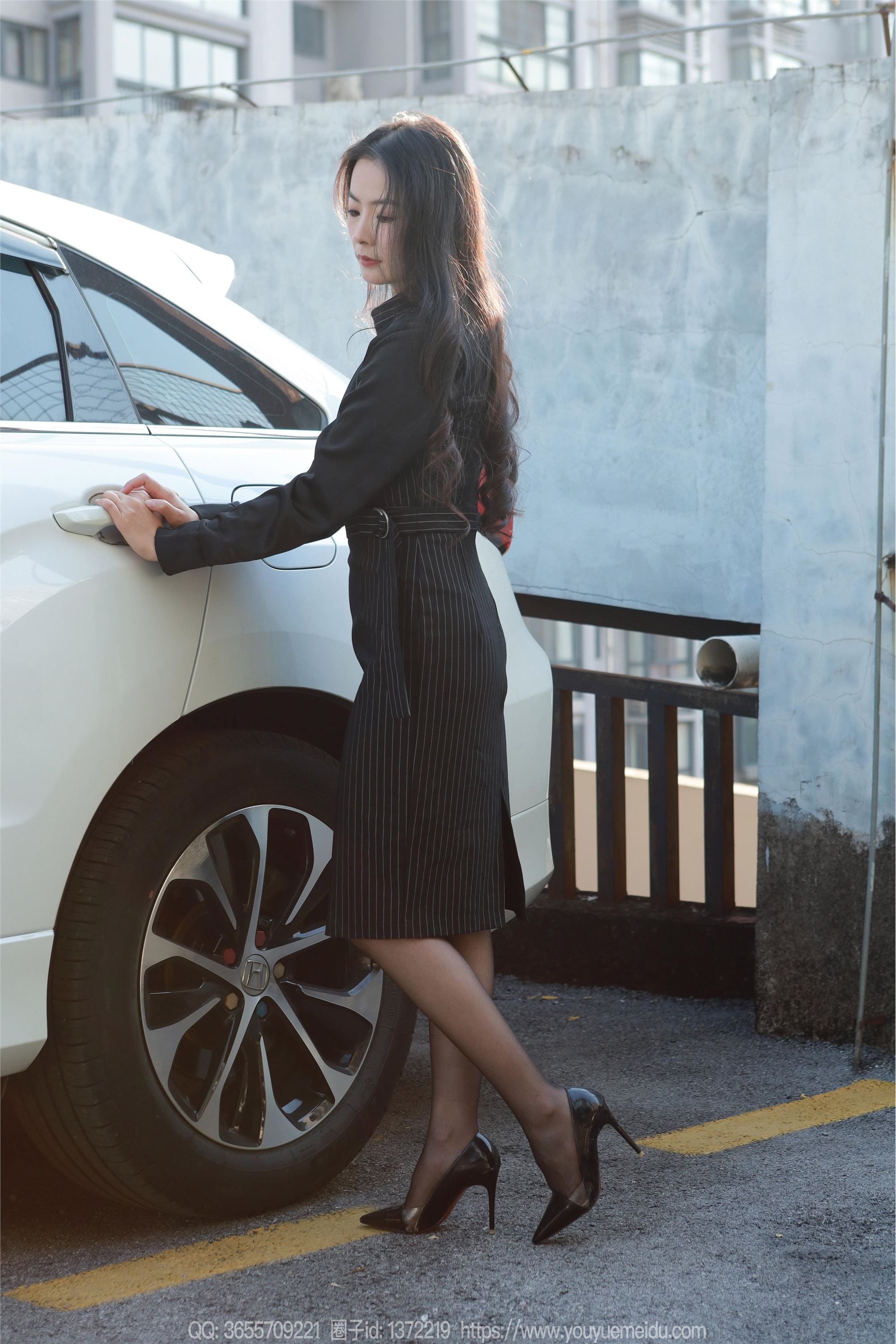 IESS异思趣向  2025.02.05 丝享家 1969 小金《都市OL》